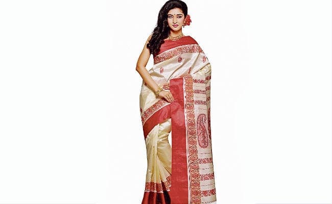 पूजा में श्रृंगार का ये अंदाज आपको जरूर पसंद आयेगा