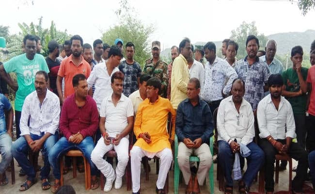 धनबाद में वर्चस्व की जंगः विधायक ढुलू और पूर्व मंत्री जलेश्वर के समर्थकों के बीच खूनी संघर्ष, कई घायल