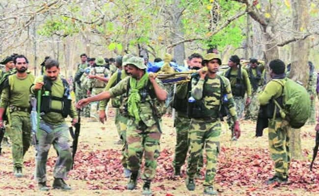 छत्तीसगढ़ः मुठभेड़ में एक नक्सली ढेर, दिल का दौरा पड़ने से एक जवान की मौत