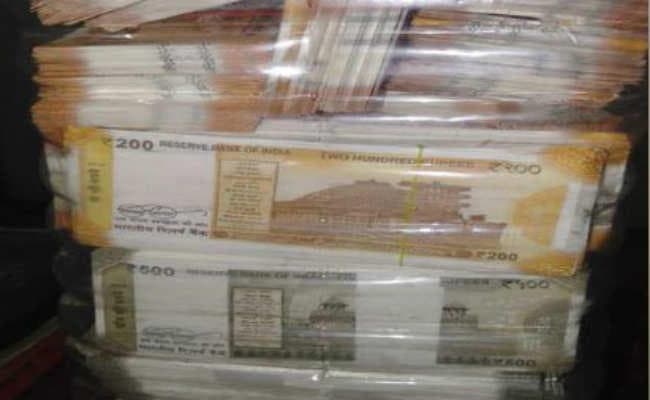 खुलासाः पाकिस्तान अपने राजनयिक मिशनों का प्रयोग कर भारत में फैला रहा नकली नोट का नेटवर्क