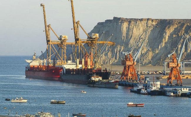 पाकिस्तान के ग्वादर बंदरगाह को कराची से बेहतर आर्थिक केंद्र बनाना चाहता है चीन