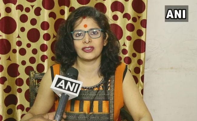 PMC बैंक क्राइसि‍स पर छलका इस एक्‍ट्रेस का दर्द, बोलीं - गहने बेचकर चलाना पड़ रहा है घर