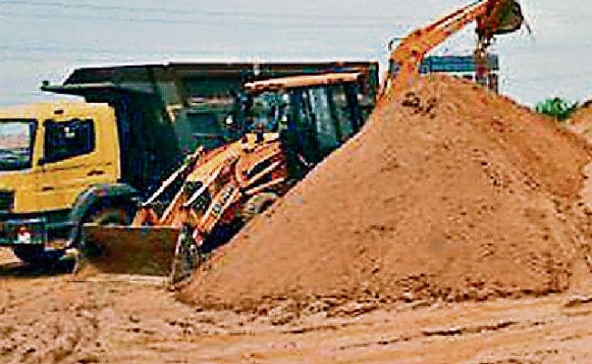 रांची : बालू का टेंडर फाइनल नहीं हुआ, 15 के बाद अवैध कारोबार बढ़ने की आशंका