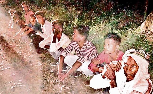 गढ़वा : प्रतिमा विसर्जन के दौरान झड़प, लाठीचार्ज