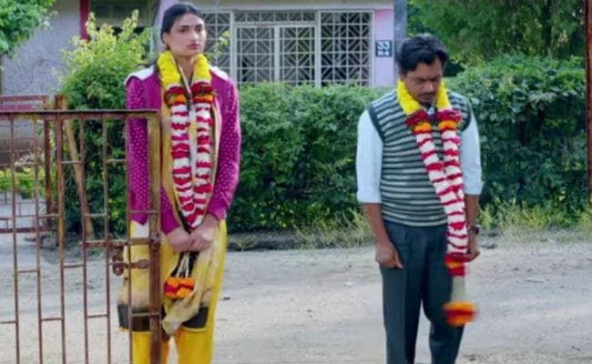 VIDEO: ”मोतीचूर चकनाचूर” का ट्रेलर रिलीज, जुदा-जुदा दिखा नवाजुद्दीन-आथिया का अंदाज