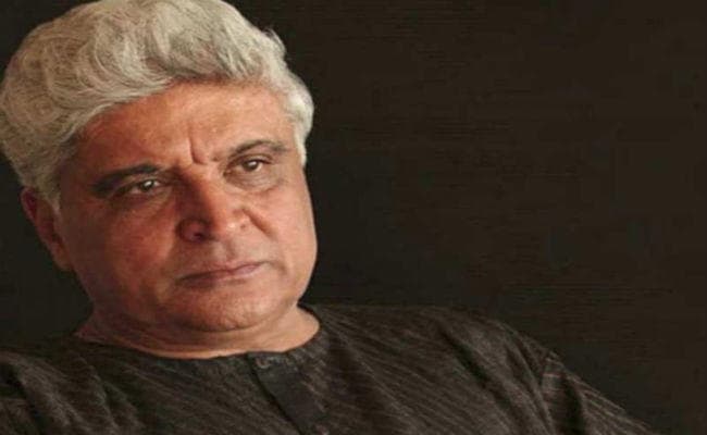 आलोचना होने पर कोई भी सत्ता प्रतिष्ठान खुश नहीं होता : जावेद अख्तर