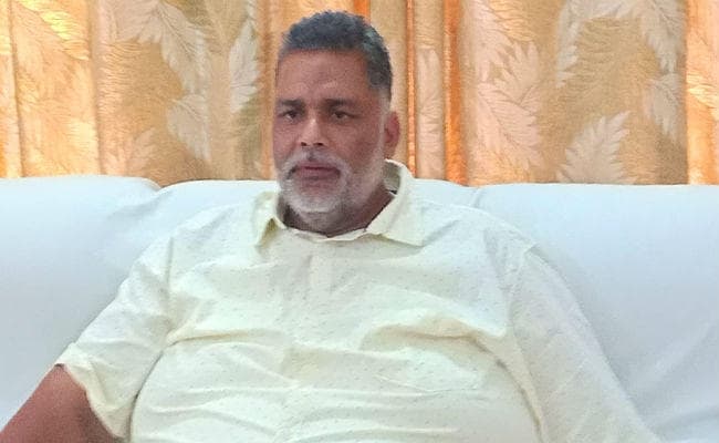 पप्‍पू की चेतावनी : पटना की सड़कों से नहीं हटा कचरा, तो कमिश्‍नर के बंगले पर नजर आयेगा गंदगी का ढेर