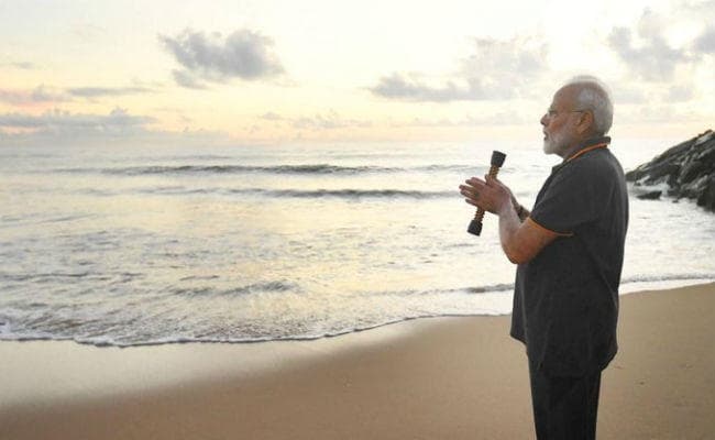 मामल्लापुरम समुद्र तट पर प्लॉगिंग करते वक्त मोदी के हाथ में थी ये चीज, खुद पीएम ने बतायी ये बात