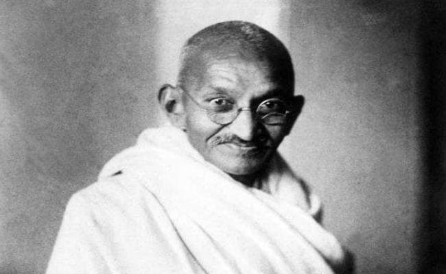 शर्मनाक : गुजरात में नौवीं कक्षा की परीक्षा में पूछा गया प्रश्न- ‘गांधीजी ने आत्महत्या कैसे की?''