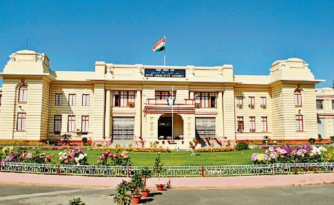 बेलहर उपचुनाव: जातीय समीकरण में उलझा विधायक का ताज