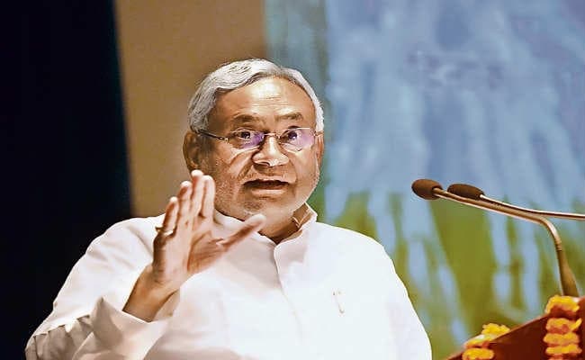 जलजमाव पर एक्शन में राज्य सरकार : बुडको के 11 इंजीनियरों को नोटिस, नगर निगम के छह सफाई निरीक्षक निलंबित