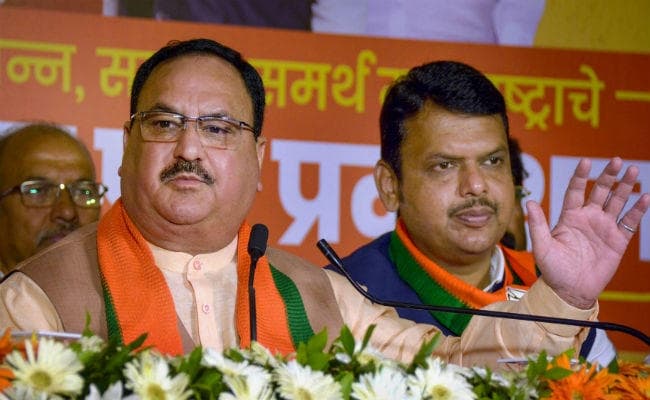 महाराष्ट्र चुनाव : भाजपा के घोषणा पत्र में सावरकर को भारत रत्न देने की मांग