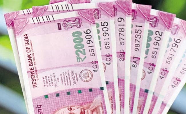 RBI ने बंद की 2000 के नोट की छपाई, RTI से हुआ खुलासा…