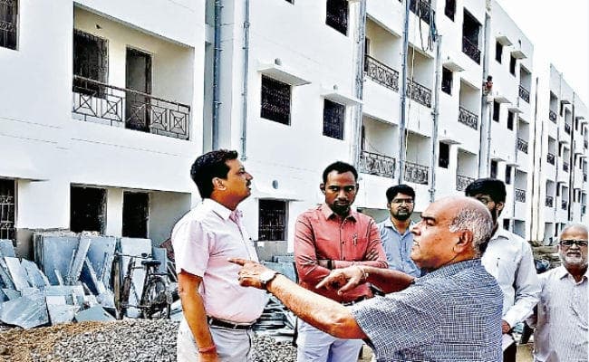 रांची : 22 को गरीबों को पक्का मकान देंगे सीएम रघुवर दास, बेडरूम, हॉल और बालकनी होंगे घर में