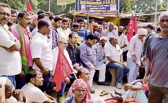 आरा : माले नेता की गोली मार कर हत्या, विरोध में जाम