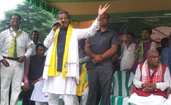 जनादेश यात्रा में बाबूलाल मरांडी का रघुवर पर हमला, बोले : हाथी उड़ा रही रघुवर सरकार