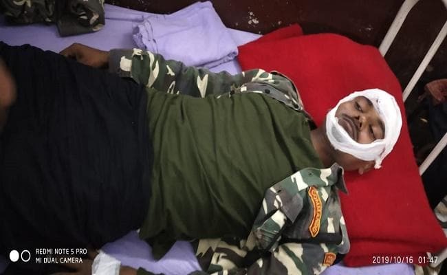 बिहार : छिनतई का विरोध करने पर युवक को मारी गोली, आरोपी को गिरफ्तार करने गयी पुलिस टीम पर हमला