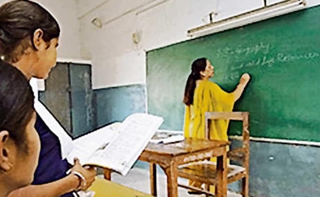 आठवीं तक के बच्चों को सता रहा अंग्रेजी का डर