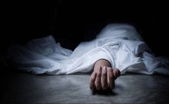 पैदल जा रहे चार बच्चों को वैन ने कुचला, दो की मौत