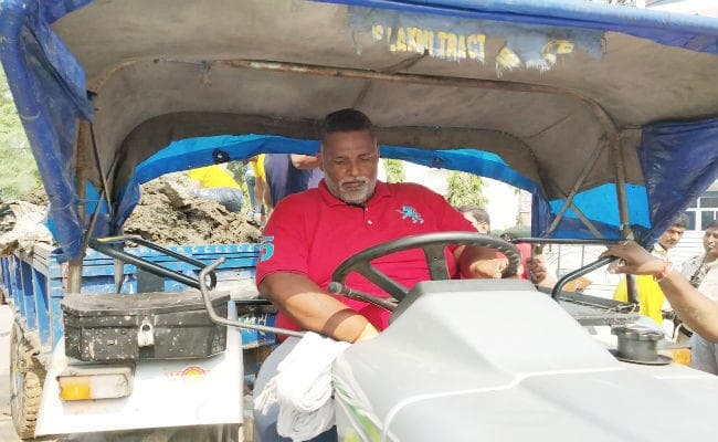 ''कचरा पॉलिटिक्स'' : ट्रैफिक पुलिस ने काटा पप्पू यादव का 5000 रुपये का चालान, चालान भर कर लौटे घर, ...जानें मामला?