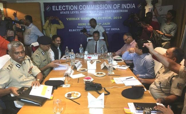 उप चुनाव आयुक्‍त सुदीप जैन रांची में, सभी पार्टी के प्रतिनिधियों ने मिलकर दिये सुझाव