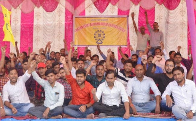 बीएसएल : 1500 डिप्लोमा इंजीनियर ने किया भूख-हड़ताल