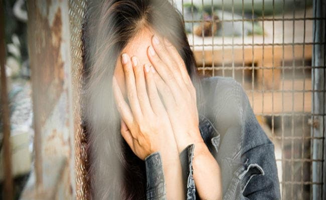 वर्षों से चल रहे देह व्यापार का पर्दाफाश, दो गिरफ्तार