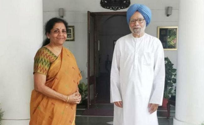 सीतारमण का मनमोहन को जवाब- किसी खास अवधि में कब और क्या गलत हुआ, याद करना जरूरी