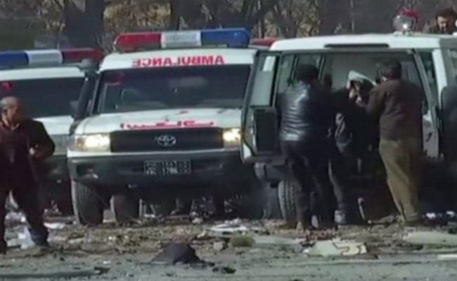 अफगानिस्तान : नमाज के दौरान मस्जिद में धमाका, 62 लोगों की मौत