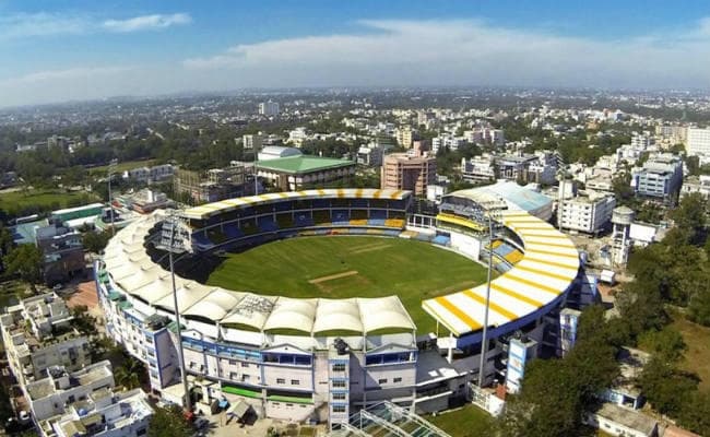 मुंबई क्रिकेट संघ को रेलवे की धमकी- मरम्‍मत के लिए पैसे दो, वरना ढहा देंगे स्‍टेडियम तक जाने वाला पुल