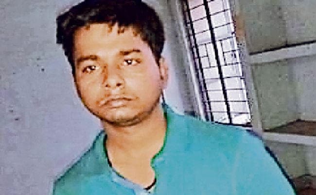 भागलपुर से फरार सजायाफ्ता कुख्यात विकास झा दिल्ली में गिरफ्तार, पिस्टल बरामद