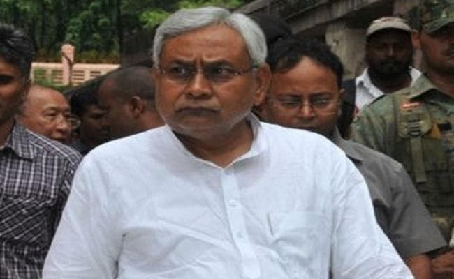 बिहार : सीएम नीतीश ने चेहल्लुम पर मैदान-ए-कर्बला के शहीदों को किया नमन