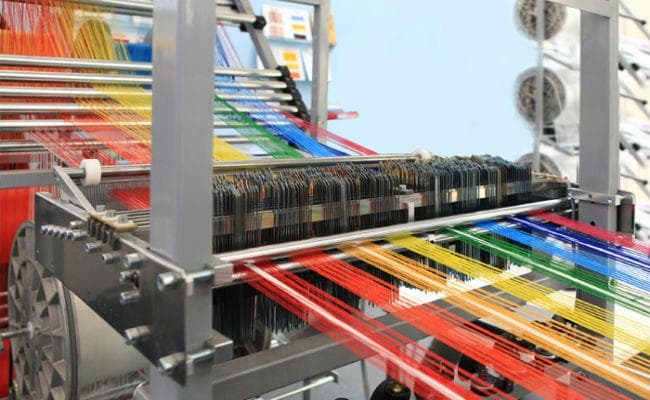 कपड़ा मिलों के प्राइवेटाइजेशन के खिलाफ श्रमिक संघों ने दी आंदोलन करने की चेतावनी