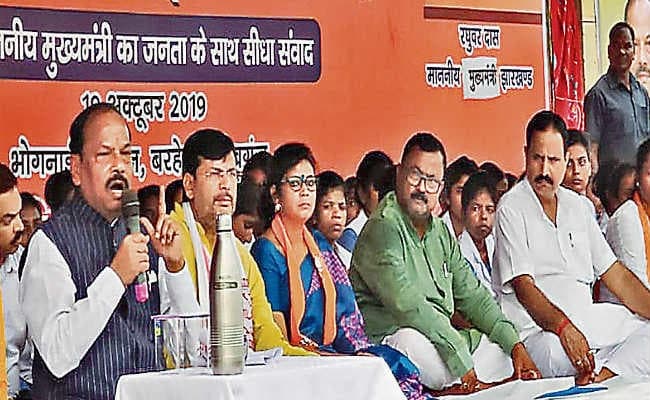 गोला का नहीं, स्थानीय को बनायें बरहेट का विधायक : रघुवर