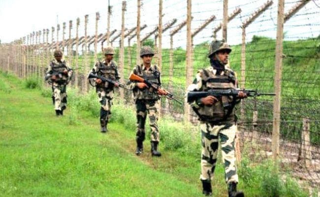 सीमा पर पाक की नापाक हरकत, संघर्ष विराम का किया उल्लंघन, दो जवान शहीद, एक आम नागरिक की मौत