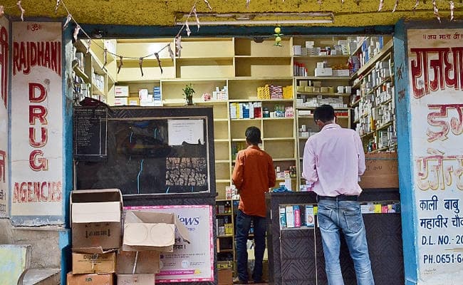 रांची : दवा एजेंसी से 3.45 लाख व 80 हजार के सामान की चोरी