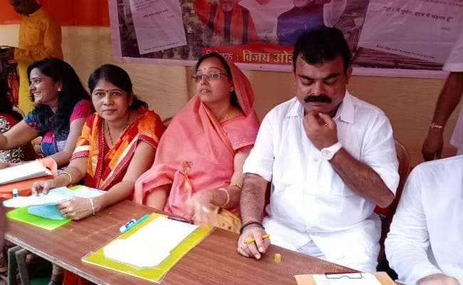 पश्चिम बंगाल : धारा 370 व 35ए हटाने के पक्ष में प्रधानमंत्री को भेजे गये हजारों खत