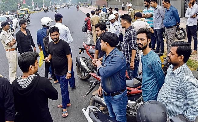 स्टाफ या किसी के आदमी हो, देना पड़ेगा फाइन, फिर से शुरू हुआ वाहन चेकिंग अभियान