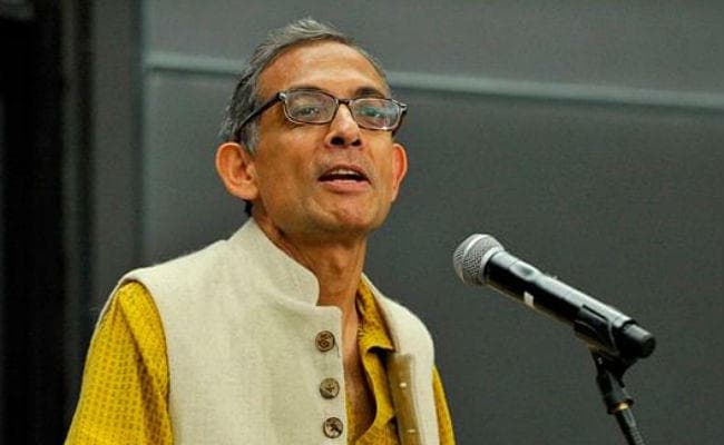 बैंकों के संकट पर अभिजीत बनर्जी ने जतायी चिंता, कहा- 50 फीसदी के नीचे लायी जाए सरकारी हिस्सेदारी