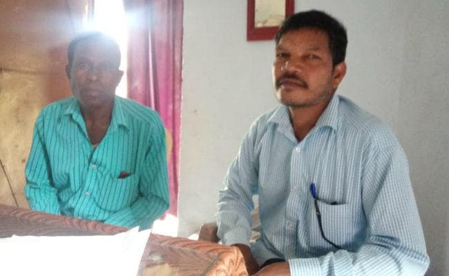 नक्सलियों की धमकी से स्कूल बंद, शिक्षकों ने कहा : सुरक्षा मिलेगी, तभी स्कूल खुलेगा