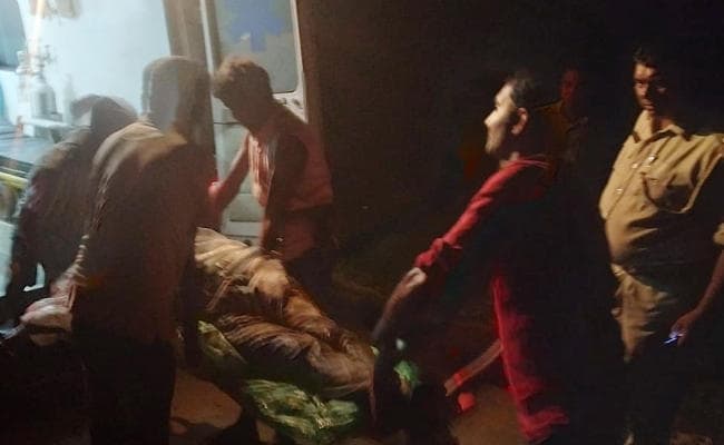 गढ़वा में सरे बाजार भाजपा नेता की धारदार हथियार से हत्या