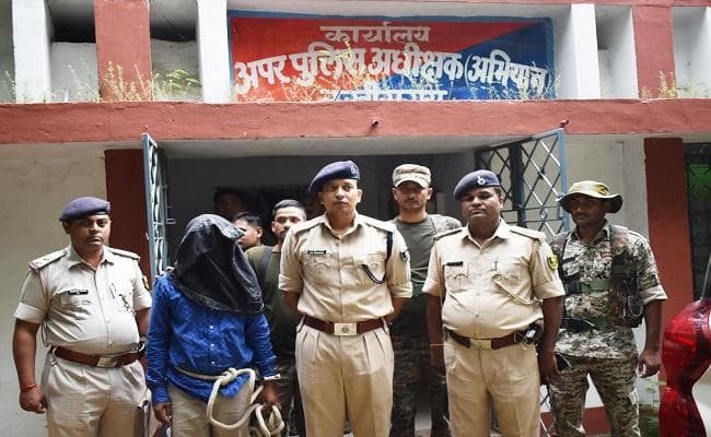 बिहार : पटना स्टेशन से चानन का हार्डकोर नक्सली ललन गिरफ्तार