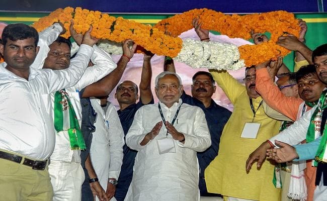 नीतीश कुमार ने दिल्ली को पूर्ण राज्य का दर्जा देने और शराबबंदी लागू करने पर दिया जोर