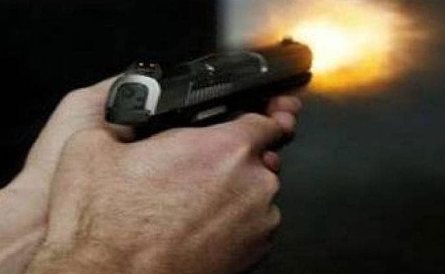 दिल्ली में अपराधियों के हाैसले बुलंद, कनॉट प्लेस इलाके में पुलिस पर फायरिंग