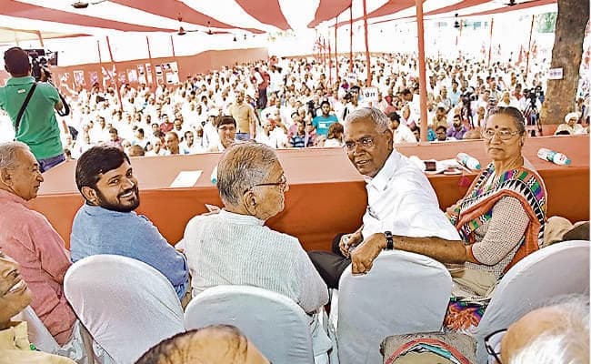 बिहार में भाजपा चला रही है सरकार : डी राजा