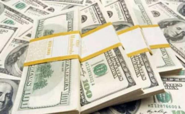 बीएसएफ ने 1.10 लाख अमेरिकी डॉलर किया जब्त