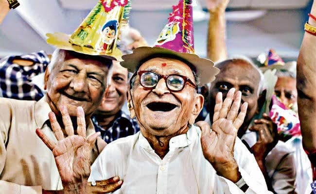 एक साल बाद झारखंड में होंगे 37 लाख बुजुर्ग