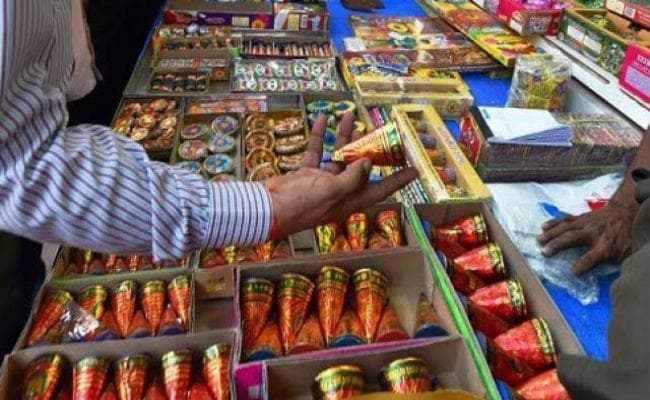 पटना: आज से होगी पटाखों की बिक्री, 106 को मिला लाइसेंस