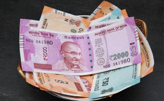 सरकारी अधिकारी ने विभागों से कहा- बैंकों में पैसा मत रखें, रिजर्व बैंक नाराज