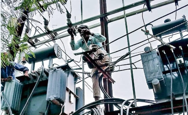 दीपावली को ले बिजली कर्मियों की छुट्टियां रद्द
